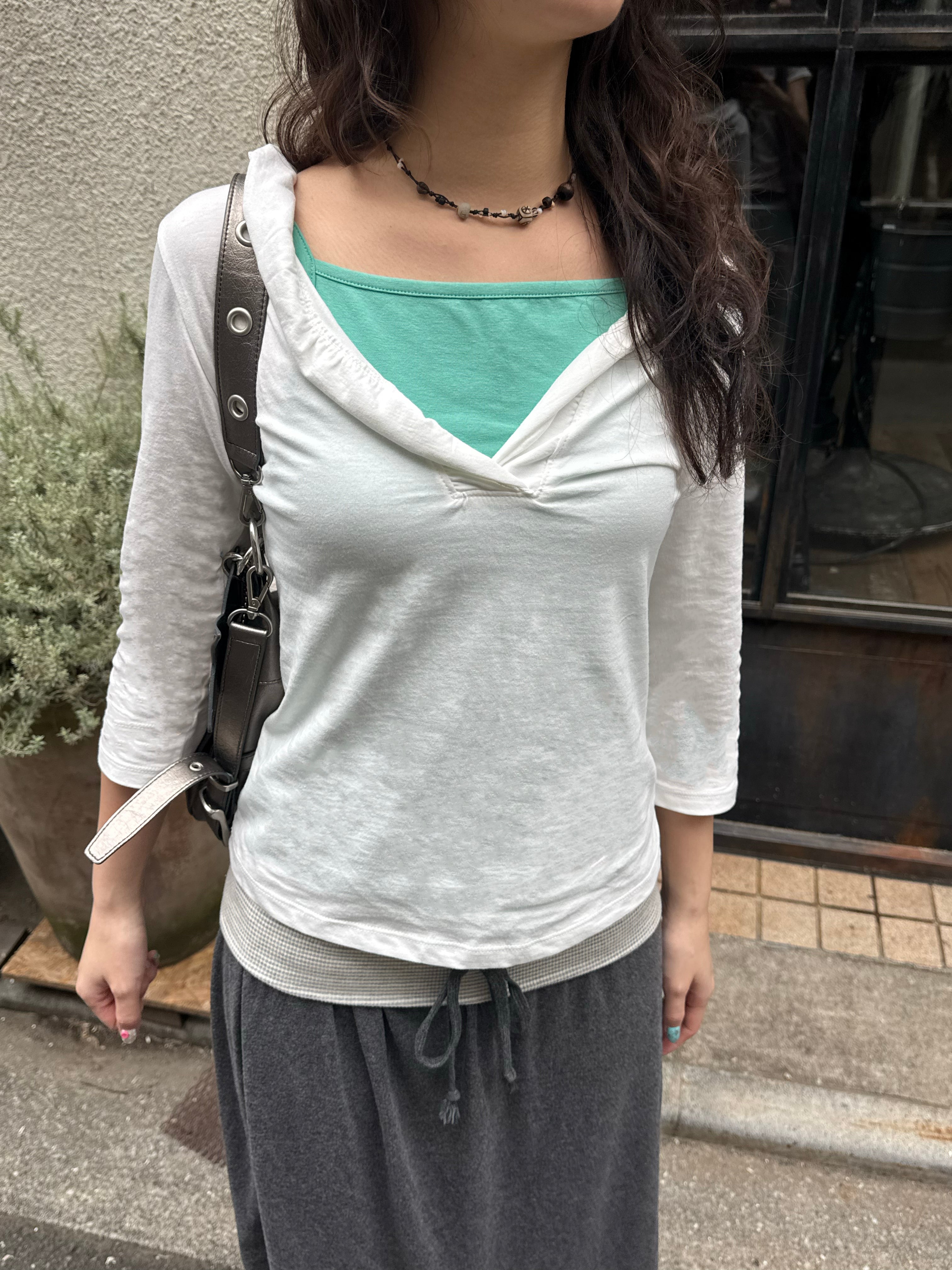 Ruffle V-Neck 3/4 Sleeve Top