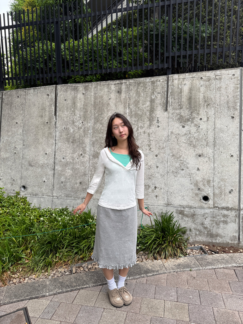 Ruffle V-Neck 3/4 Sleeve Top